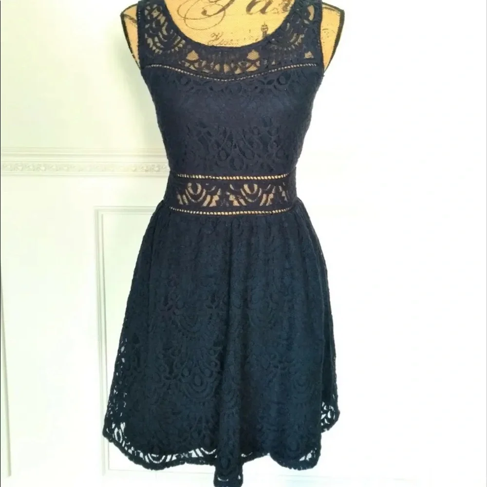 Trixxi lace Junior Dress Sleeveless Navy Blue Lace Crochet 9 - Picture 1 of 2